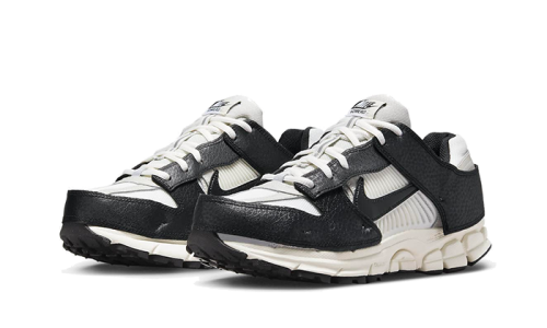 Alternative view of Nike Zoom Vomero 5 Timeless Panda Dunk
