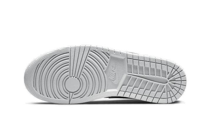 Air Jordan 1 Low Shadow Toe - Image 3