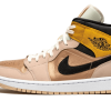Air Jordan 1 Mid SE Particle Beige