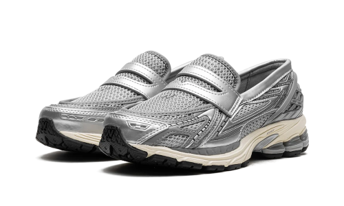 Alternative view of New Balance 1906L Metallic Silver