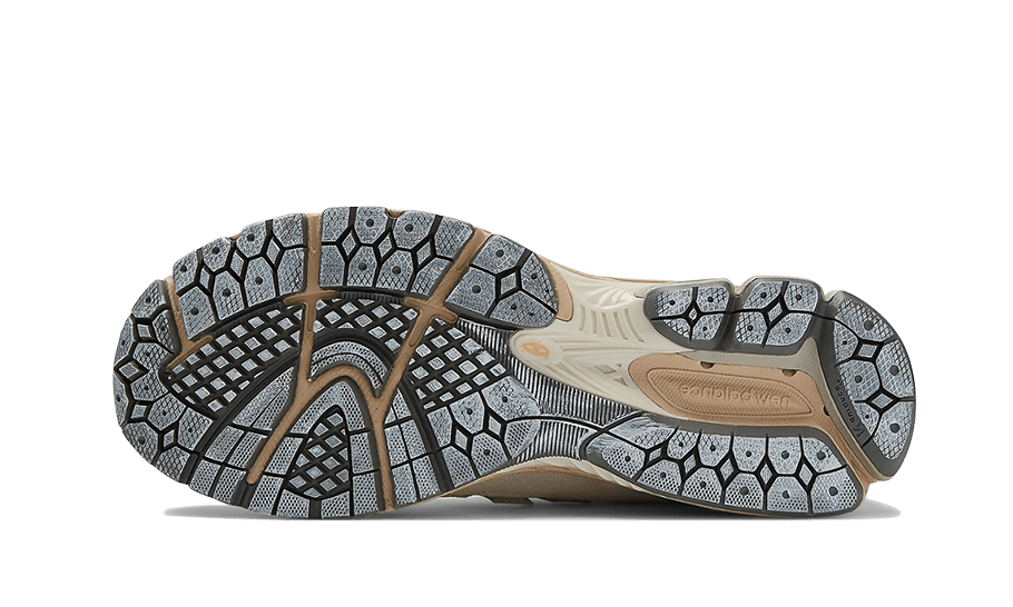 New Balance 1906R AURALEE Bone White - Image 2
