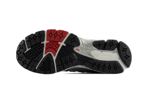 Alternative view of New Balance 1906R Silver Classic Crimson