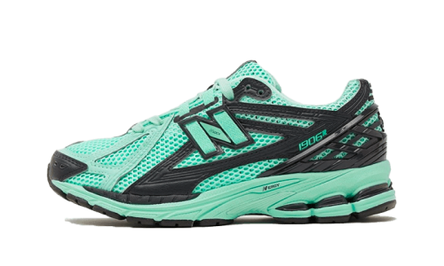 New Balance 1906R Size? Green Black