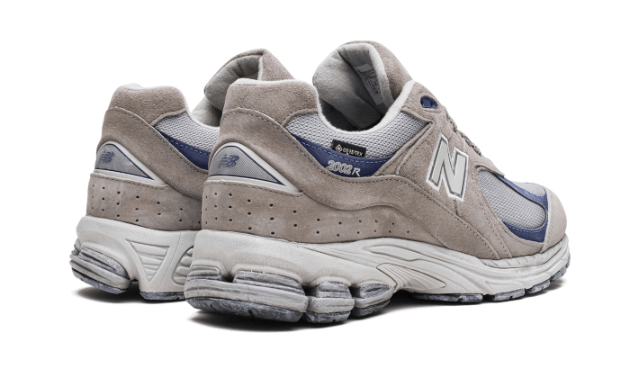 New Balance 2002R Gore-Tex Light Grey - Image 3
