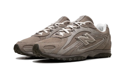 Alternative view of New Balance 204L Mushroom