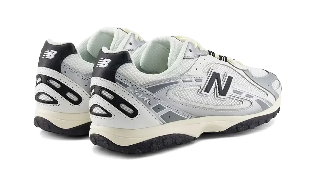 New Balance 204L Silver Metallic Black - Image 3