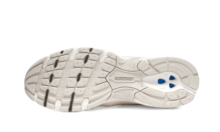 New Balance 530 Ivory - Image 4