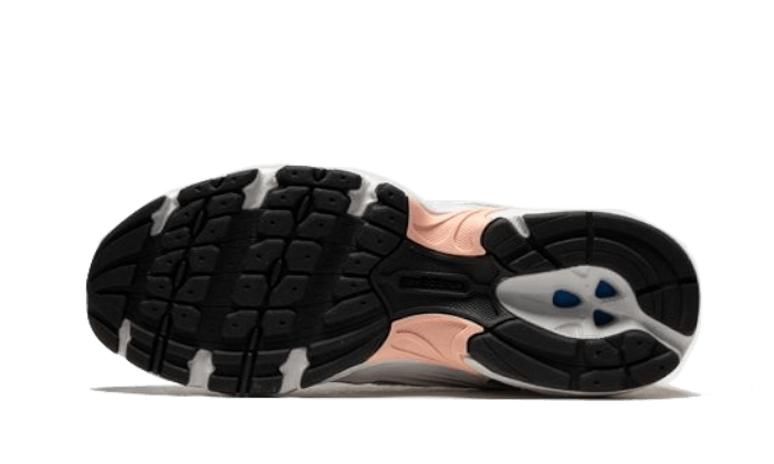 New Balance 530 White Silver Pink - Image 4