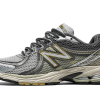 New Balance 860 V2 Earth