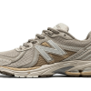 New Balance 860 V2 Mars