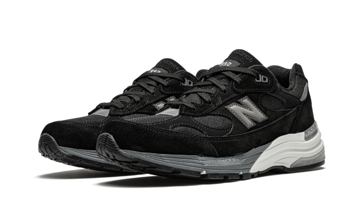 New Balance 992 Black Grey - Image 2