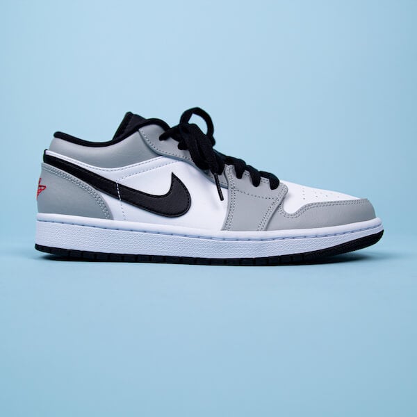 Air Jordan 1 Low Light Smoke Grey - Image 3