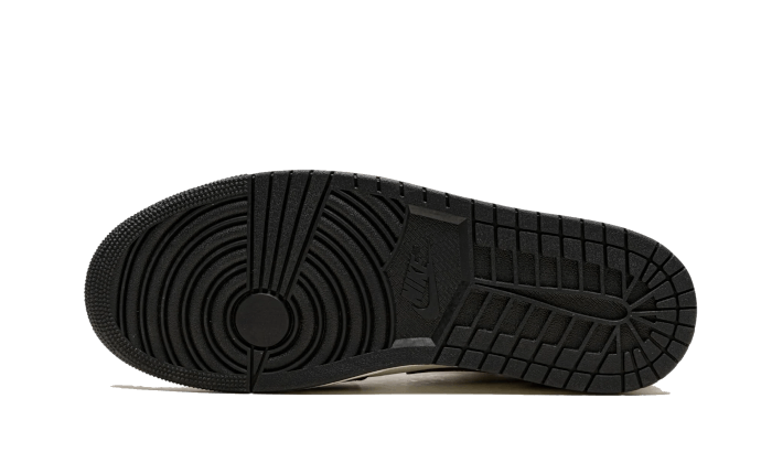 Air Jordan 1 Low Mocha - Image 4