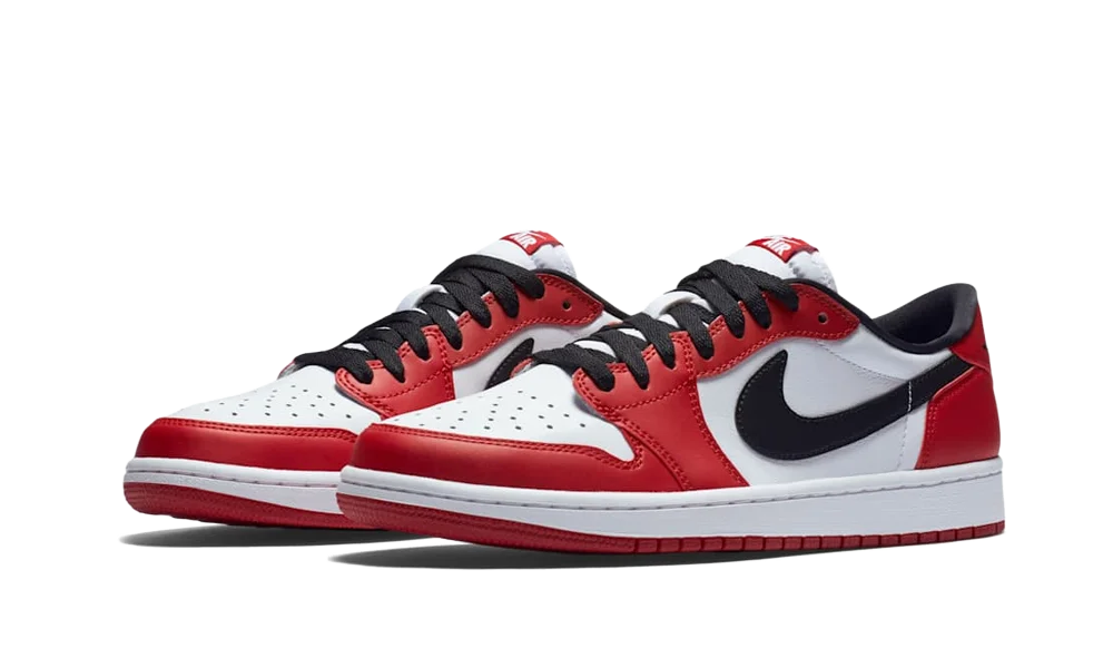 Air Jordan 1 Low OG Chicago 2025 - Image 2