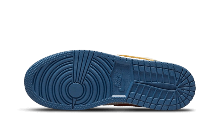 Air Jordan 1 Low SE Multi-Texture - Image 3