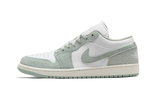 Air Jordan 1 Low SE White Seafoam