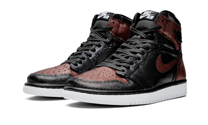 Air Jordan 1 Retro High Fearless Metallic Rose Gold - Image 2