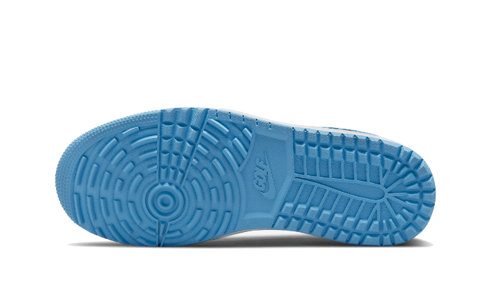 Air Jordan 1 Retro Low Golf UNC - Image 3