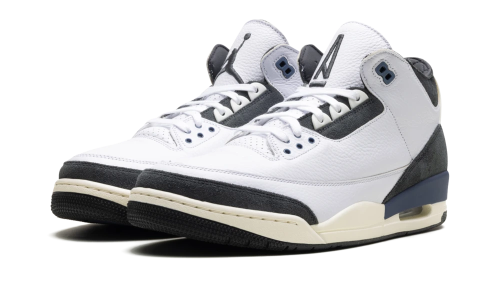 Alternative view of Air Jordan 3 Retro OG SP A Ma Maniére Diffused Blue