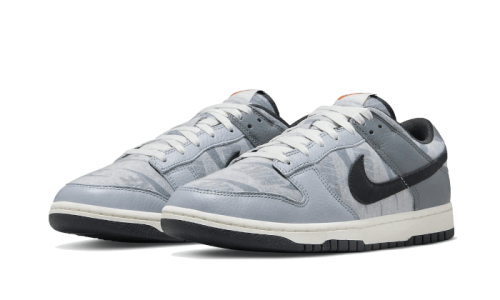 Alternative view of Nike Dunk Low Copy Paste