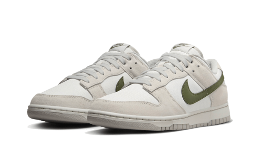 Alternative view of Nike Dunk Low Leaf Veins