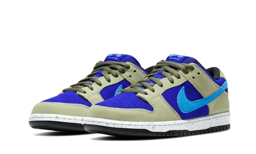 Alternative view of Nike SB Dunk Low Celadon