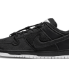Nike SB Dunk Low Gnarhunters