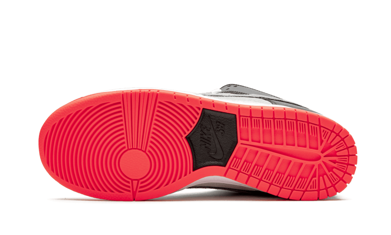 Nike SB Dunk Low Infrared - Image 4