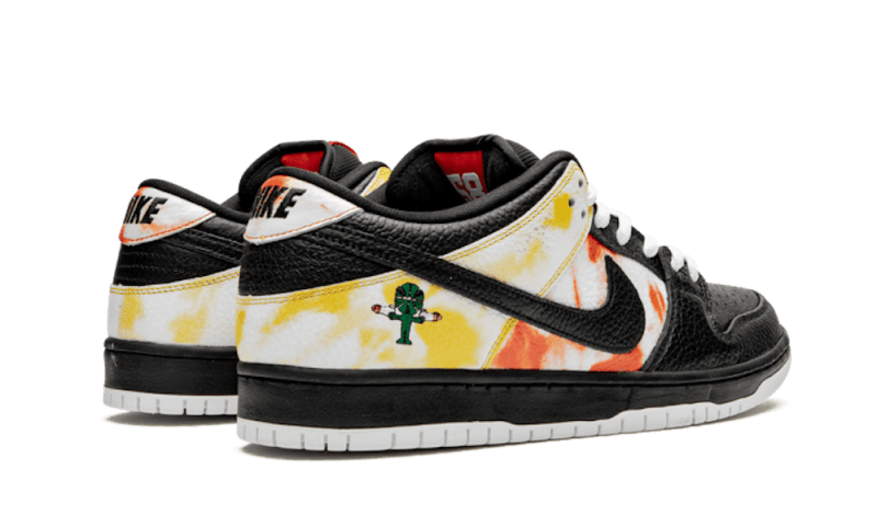 Nike SB Dunk Low Raygun Tie Dye Home - Image 3