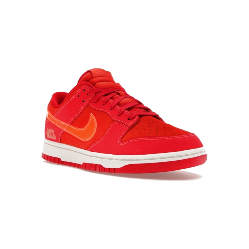 Alternative view of Nike Dunk Low ATL