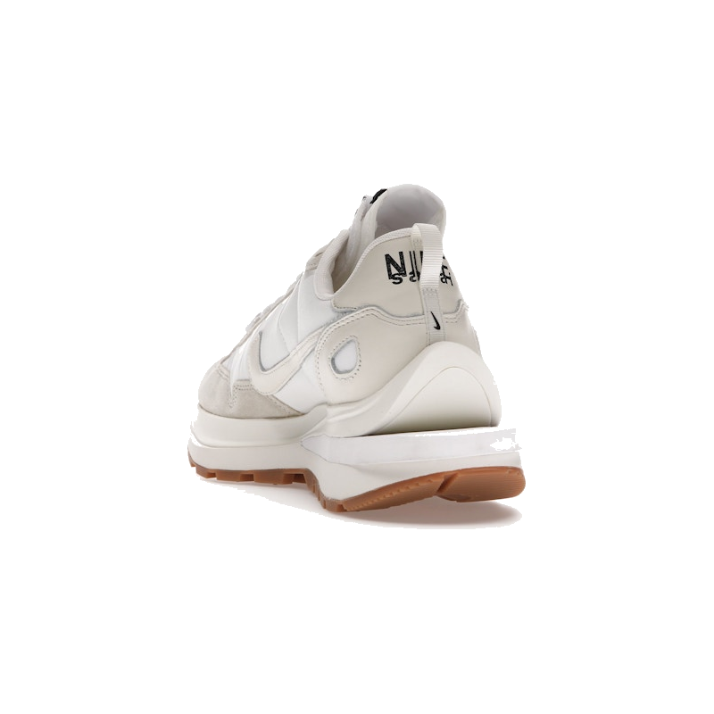 Nike Vaporwaffle sacai Sail Gum - Image 7