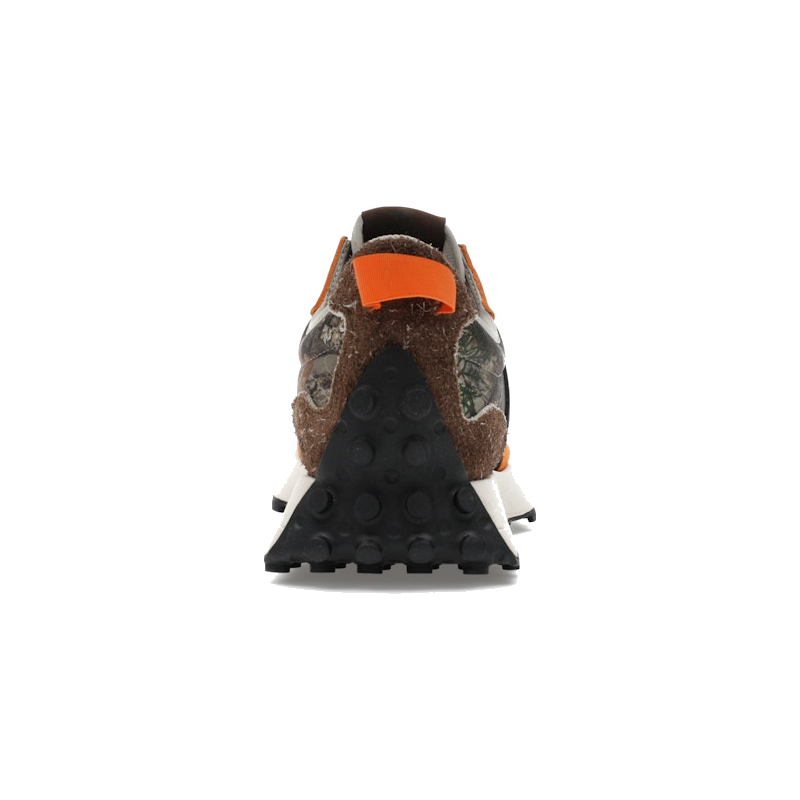 New Balance 327 atmos Realtree - Image 8