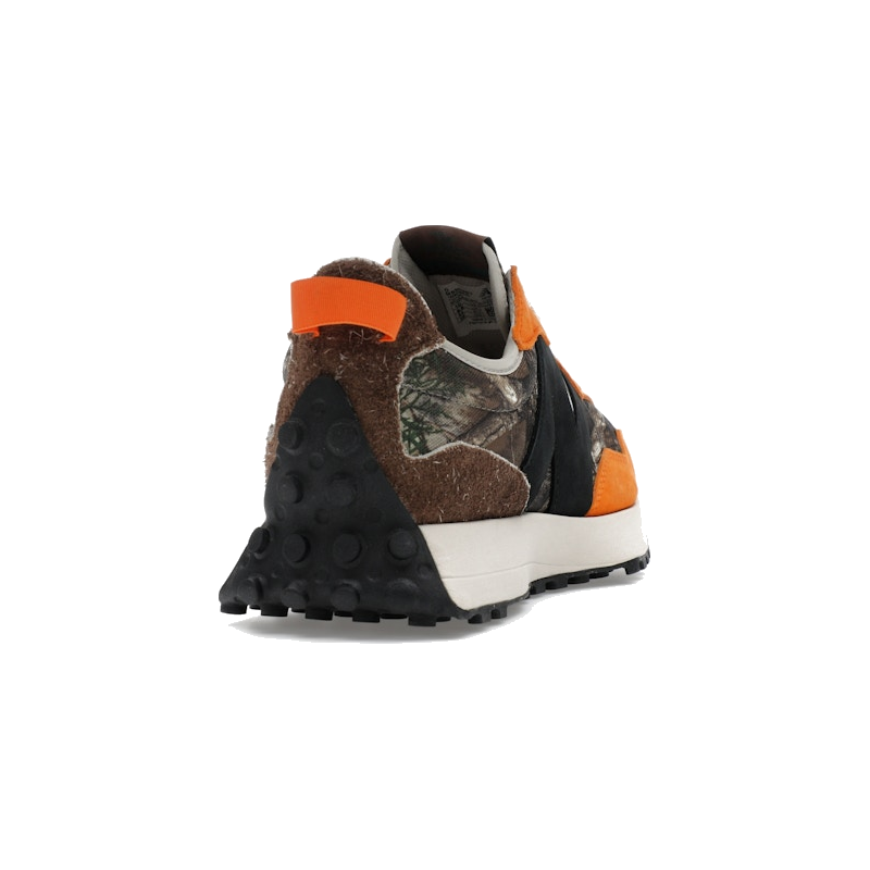 New Balance 327 atmos Realtree - Image 9