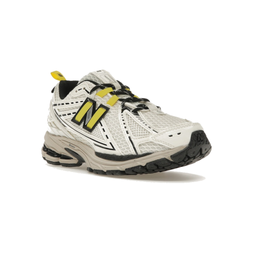 Alternative view of New Balance 1906R GANNI Egret