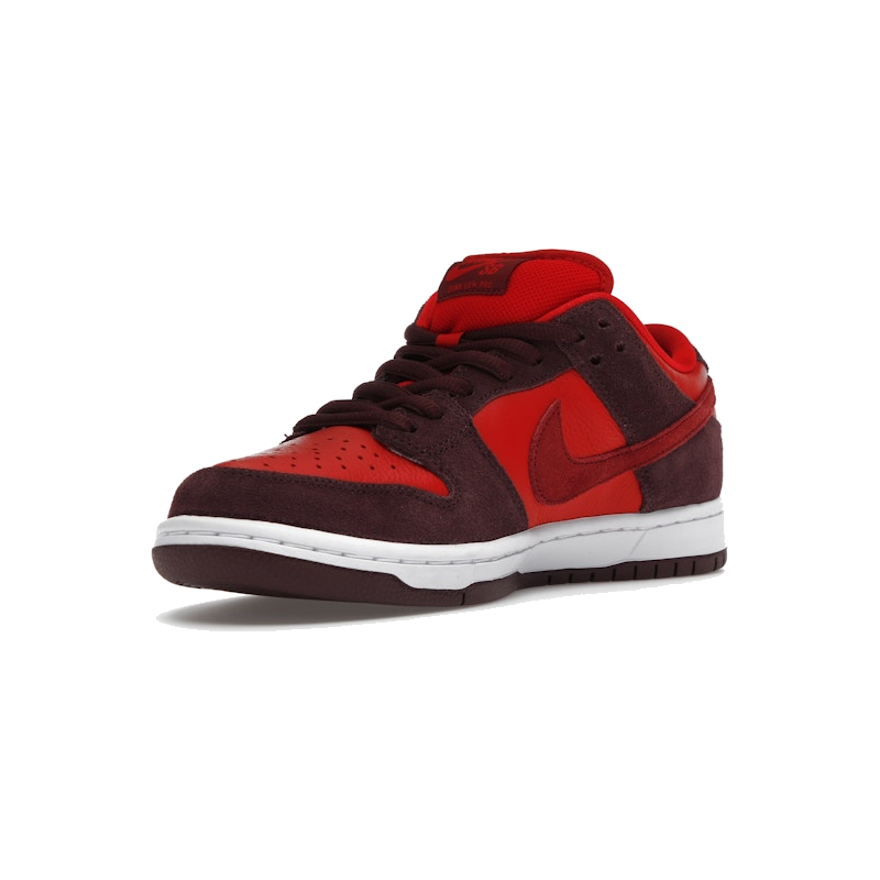 Nike SB Dunk Low Cherry - Image 4