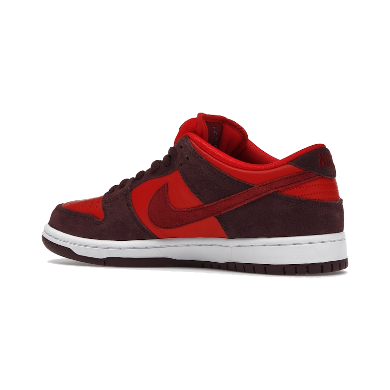 Nike SB Dunk Low Cherry - Image 6