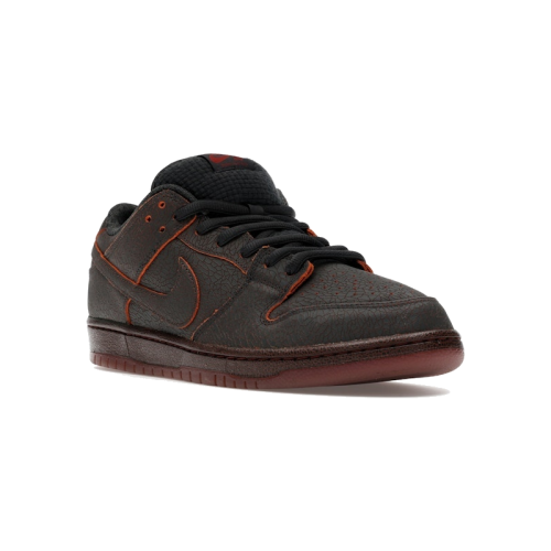 Alternative view of Nike Dunk SB Low Krampus