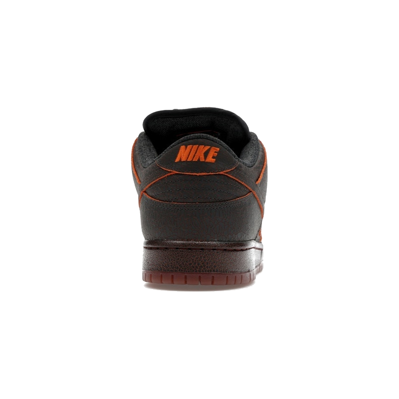 Nike Dunk SB Low Krampus - Image 8