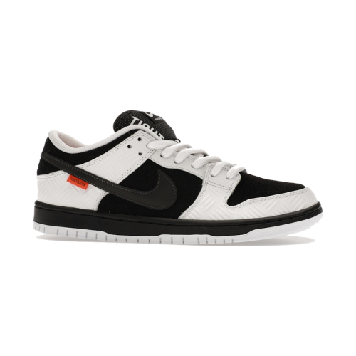 Nike SB Dunk Low TIGHTBOOTH