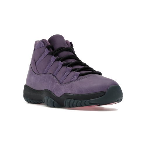 Alternative view of Air Jordan 11 Retro Mojave