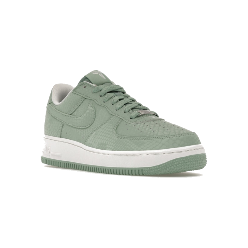 Alternative view of Nike Kobe Air Force 1 Low Steam Summit White
