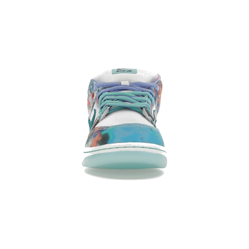 Nike SB Dunk Low Futura Laboratories Bleached Aqua - Image 3