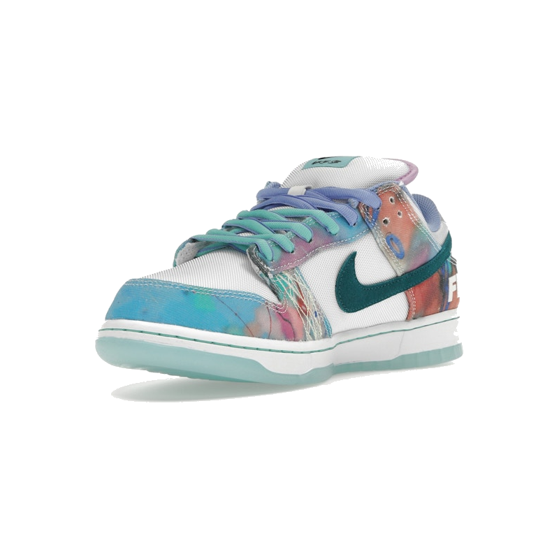 Nike SB Dunk Low Futura Laboratories Bleached Aqua - Image 4