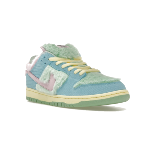 Alternative view of Nike SB Dunk Low Verdy Visty
