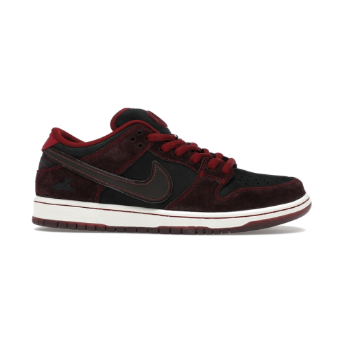 Nike SB Dunk Low Riot Skateshop