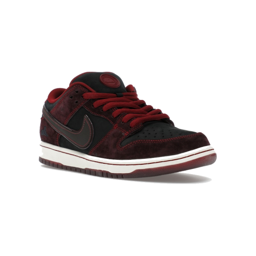 Alternative view of Nike SB Dunk Low Riot Skateshop