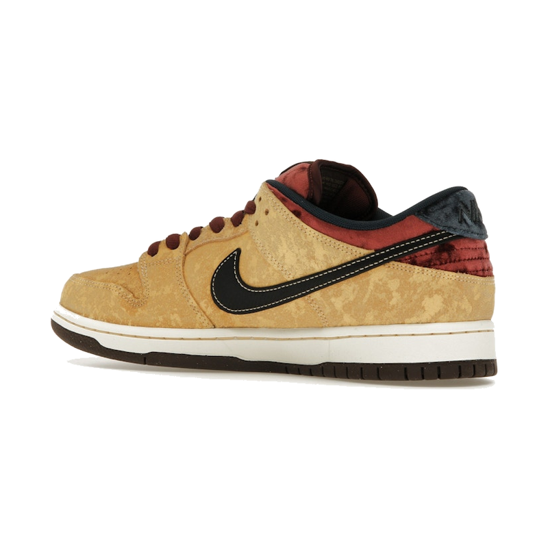 Nike SB Dunk Low City of Cinema - Image 6