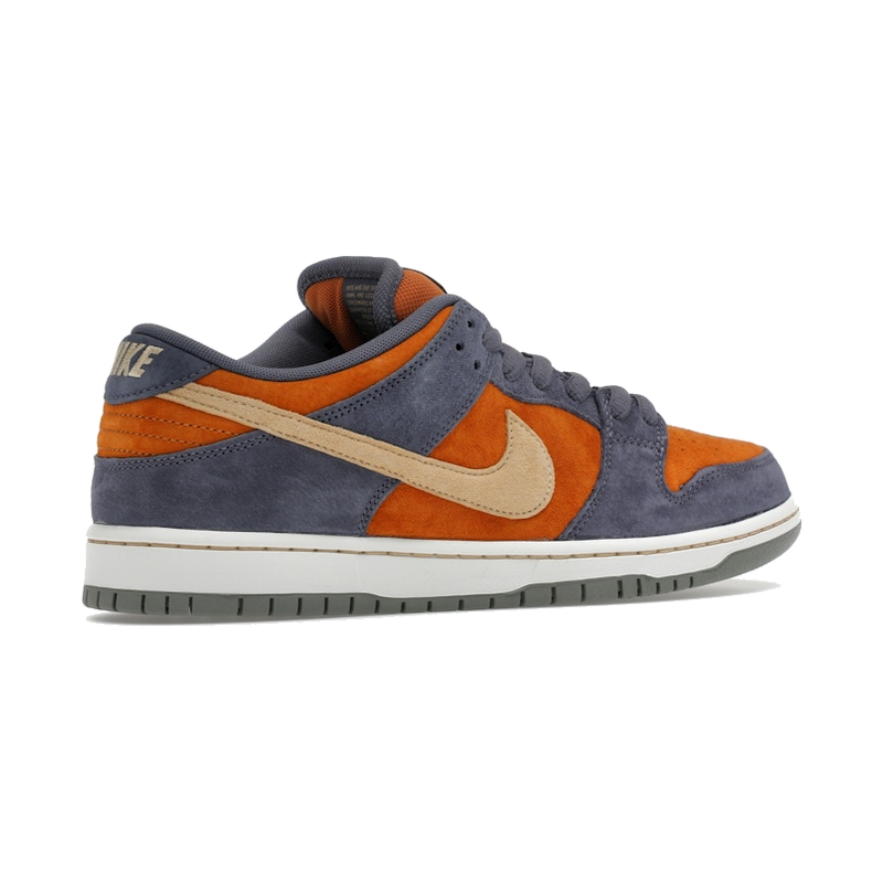 Nike SB Dunk Low Light Carbon Monarch - Image 10
