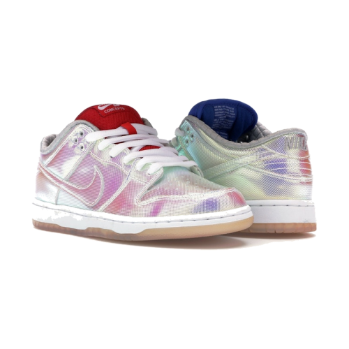 Alternative view of Nike SB Dunk Low Concepts Grail