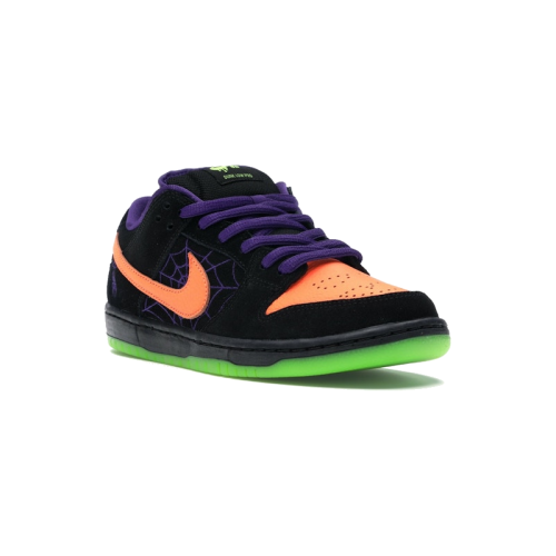 Alternative view of Nike SB Dunk Low Night of Mischief Halloween